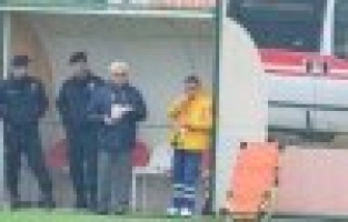 AKSAKAL BAL'DA ÇEKİRDEK ÇITLATTI!..