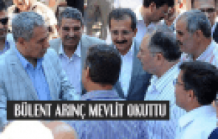 Arınç merhum aile fertleri için mevlit okuttu