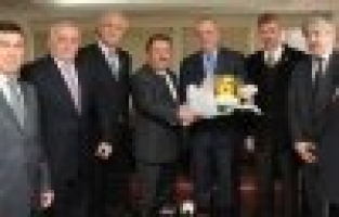 BAŞKAN ERGÜN MUHASEBECİLERİ AĞIRLADI