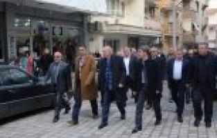 BÜYÜKŞEHİR'DEN TURGUTLU'YA HİZMET ATAĞI