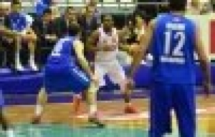 DEVLER GÜLE OYNAYA KAZANDI 78-53