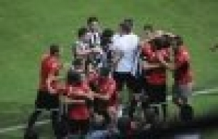 EVİNDE EN BAŞARILI TAKIM: MANİSASPOR