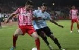 FUCHS'UN CEZASI ERTELENDİ