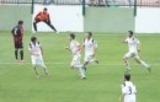 GENÇ TARZAN LİNYİT’İ GEÇTİ!