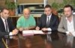 Grandmedical Manisa Belediyespor’a Sponsor Oldu