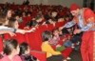 HAFTA SONU ÇOCUKLARIN GÜNÜYDÜ