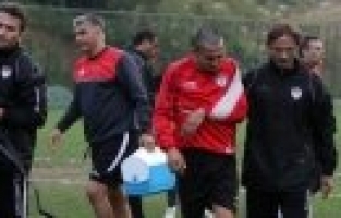 HAKAN BARIŞ AMELİYAT OLACAK