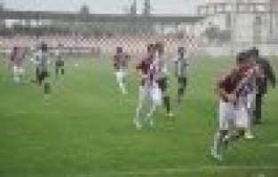 HOROZKÖY SOMA’DAN ÇIKAMADI 3-0