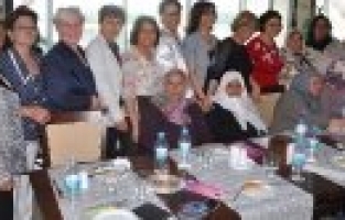 Kadın Meclisi Anneler Günü’nü Kutladı