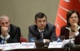 KILIÇDAROĞLU VE ÖZGÜR ÖZEL EMEKLİLERLE BULUŞTU