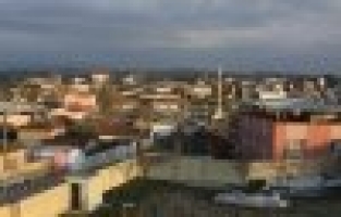 KUMKUYUCAK İKİ İLÇEDEN VAZGEÇEMİYOR