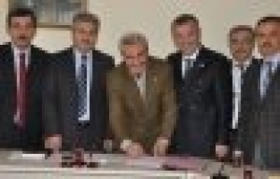 Manisa İl Encümeninde tarihi ihale