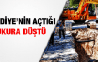 MANİSA'DA BELEDİYE'NİN AÇTIĞI ÇUKURA DÜŞTÜ