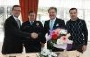 MANİSASPOR-GÖZTEPE EL ELE!..