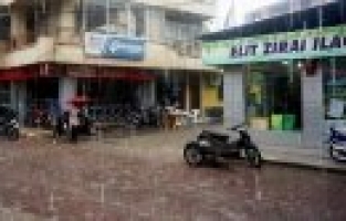 Sarıgöl'de Yağmur Etkili Oldu