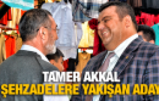 TAMER AKKAL'A VATANDAŞTAN BÜYÜK DESTEK