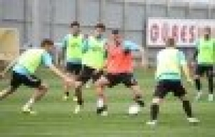 TARZAN'IN İLK 11'İ ŞEKİLLENDİ