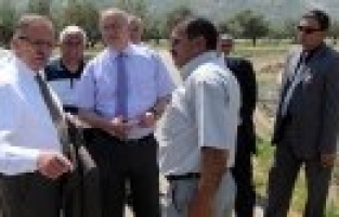 TURGUT ÖZAL MAHALLESİ KATI ATIK TESİSLERİNİ BEKLİYOR