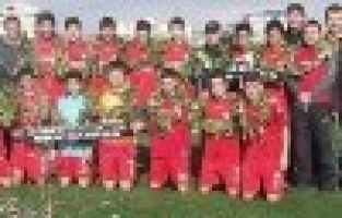 VEE SÜPER GENÇLER ŞAMPİYON!