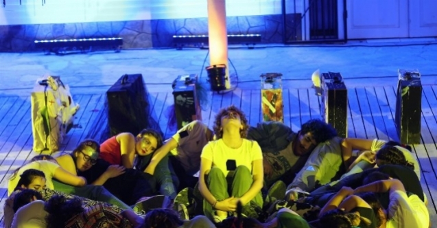 Nilüferli gençler "Şah Canavara Mat" ile sahneye çıktı