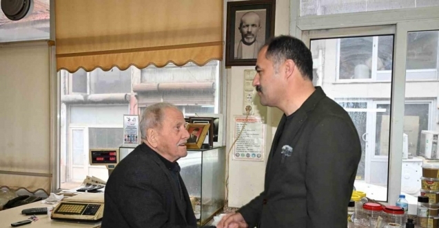 Regaip Kandili’nde, Demirci’de ustalara vefa ziyareti