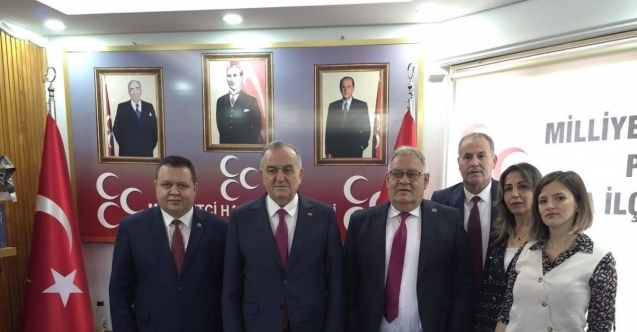 MHP’li Akçay: "CHP cinnet geçiriyor"