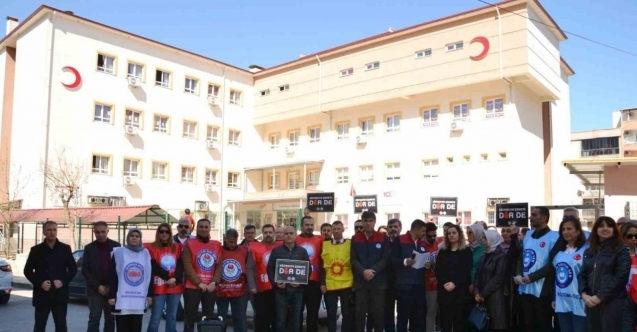 Öğretmene tehdit iddiası sendikaları birleştirdi