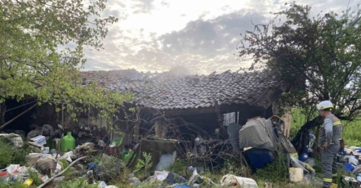 Manisa’da ev yangını: 1 kişi hayatını kaybetti