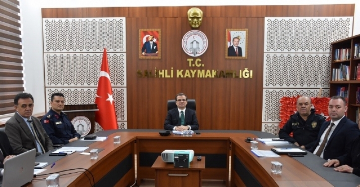 Salihli’de metruk binalara karşı güvenlik seferberliği