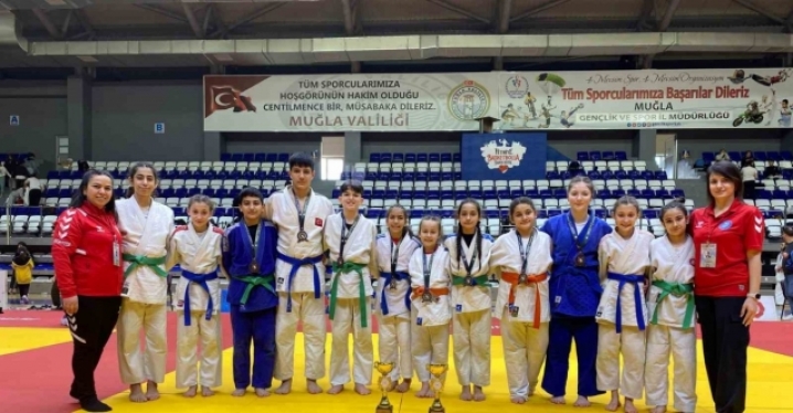 Salihlili judoculardan uluslararası başarı