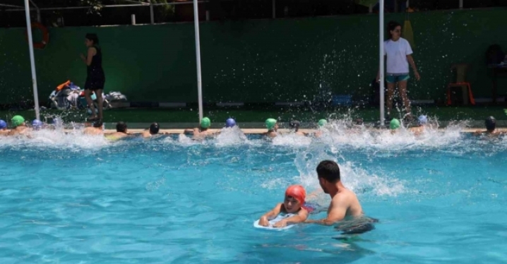 Turgutlu’da 2. dönem yüzme kayıtlarına yoğun ilgi